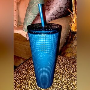 Starbucks 2023 ‘Subzero Soft Touch Grid’ Blue Venti Tumbler